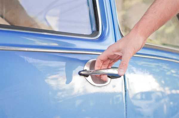 Step-by-Step Guide to Restoring an Old Car